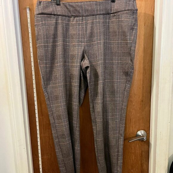 Lane Bryant Pants - Size 22 - Lane Bryant - Fall Plaid Pullo-On Pants - W42"/L30"